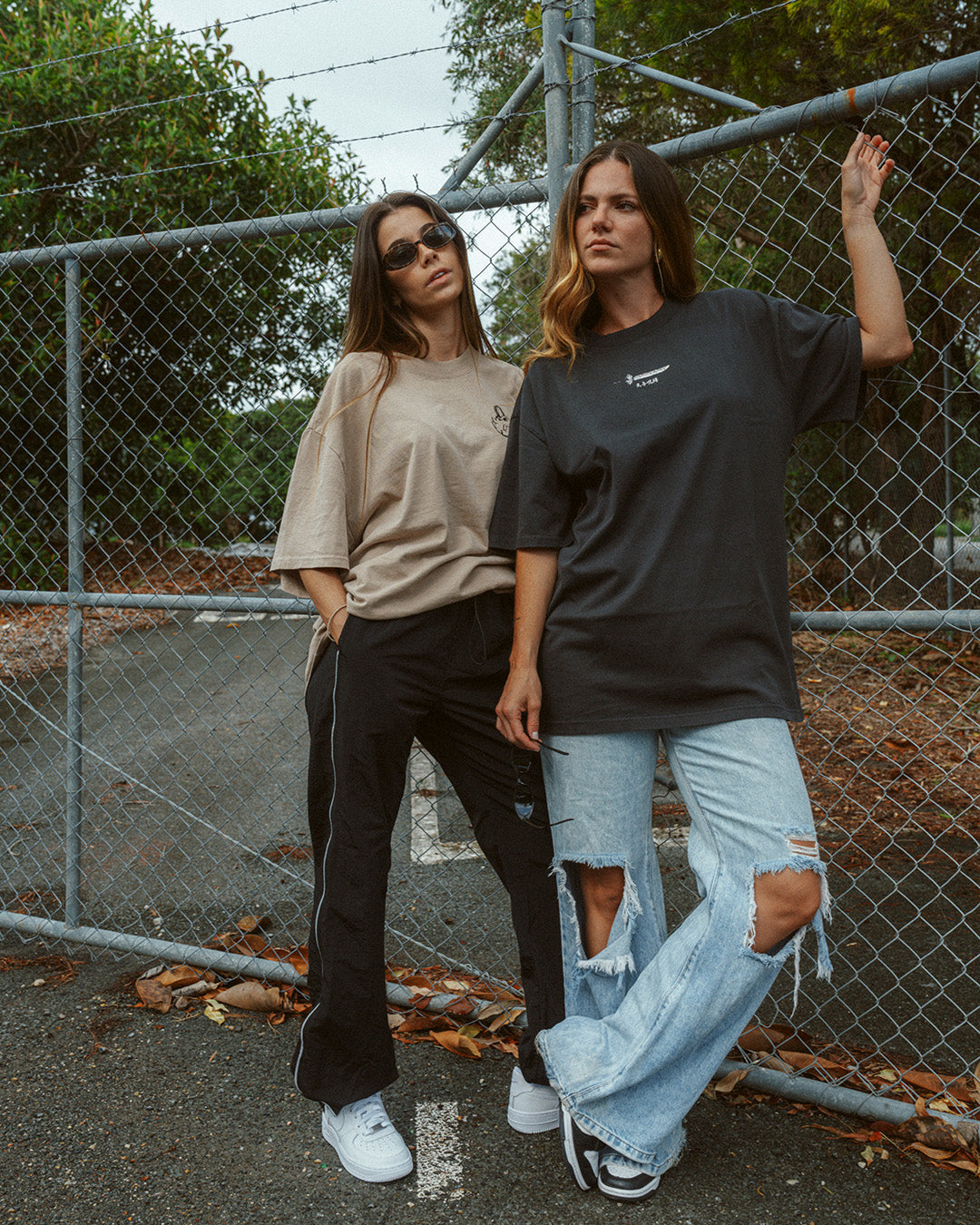 Pochita Mini (Embroidery ) - Oversized Heavy Tee