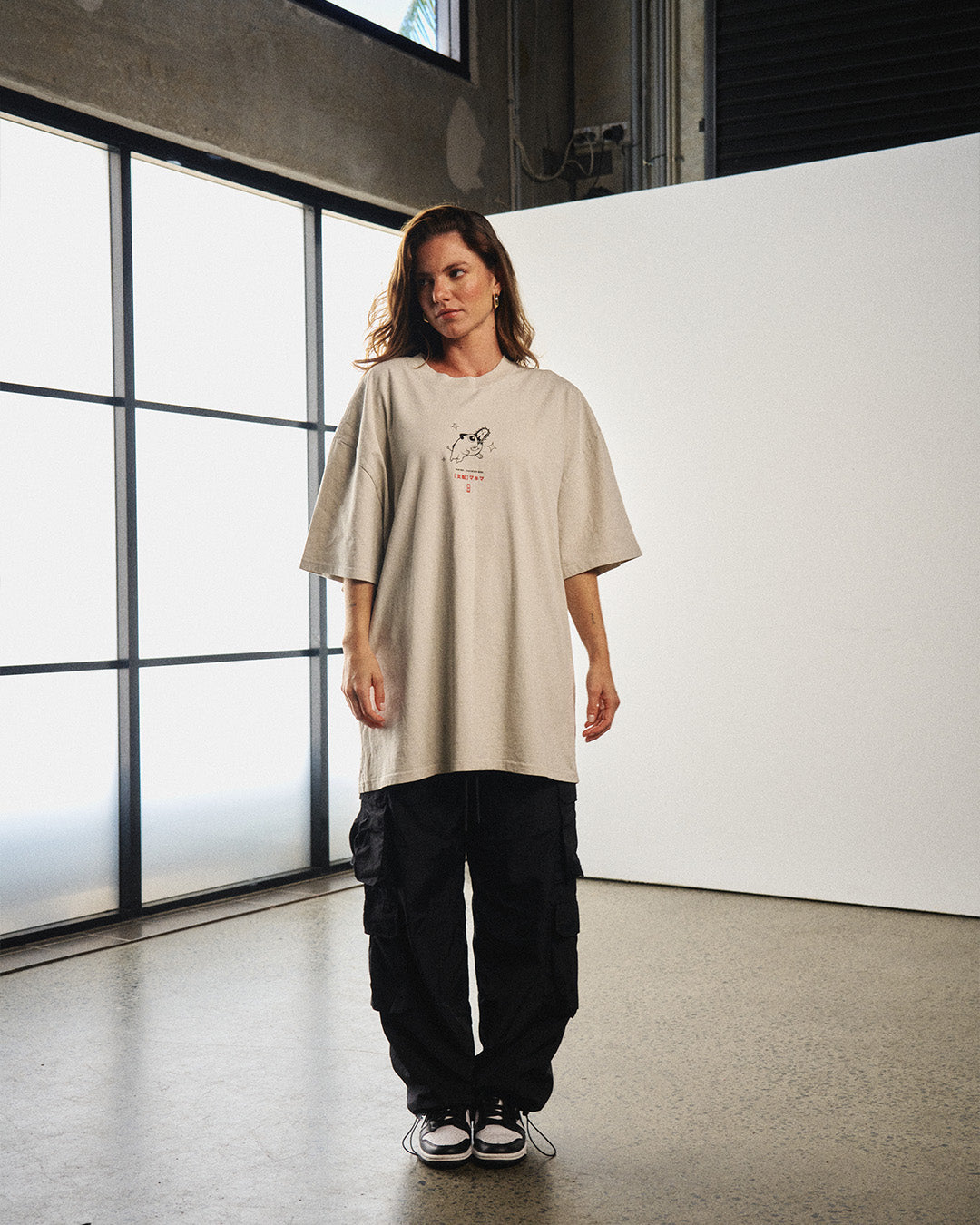 Makima (DRINKS) - Oversized Heavy Tee