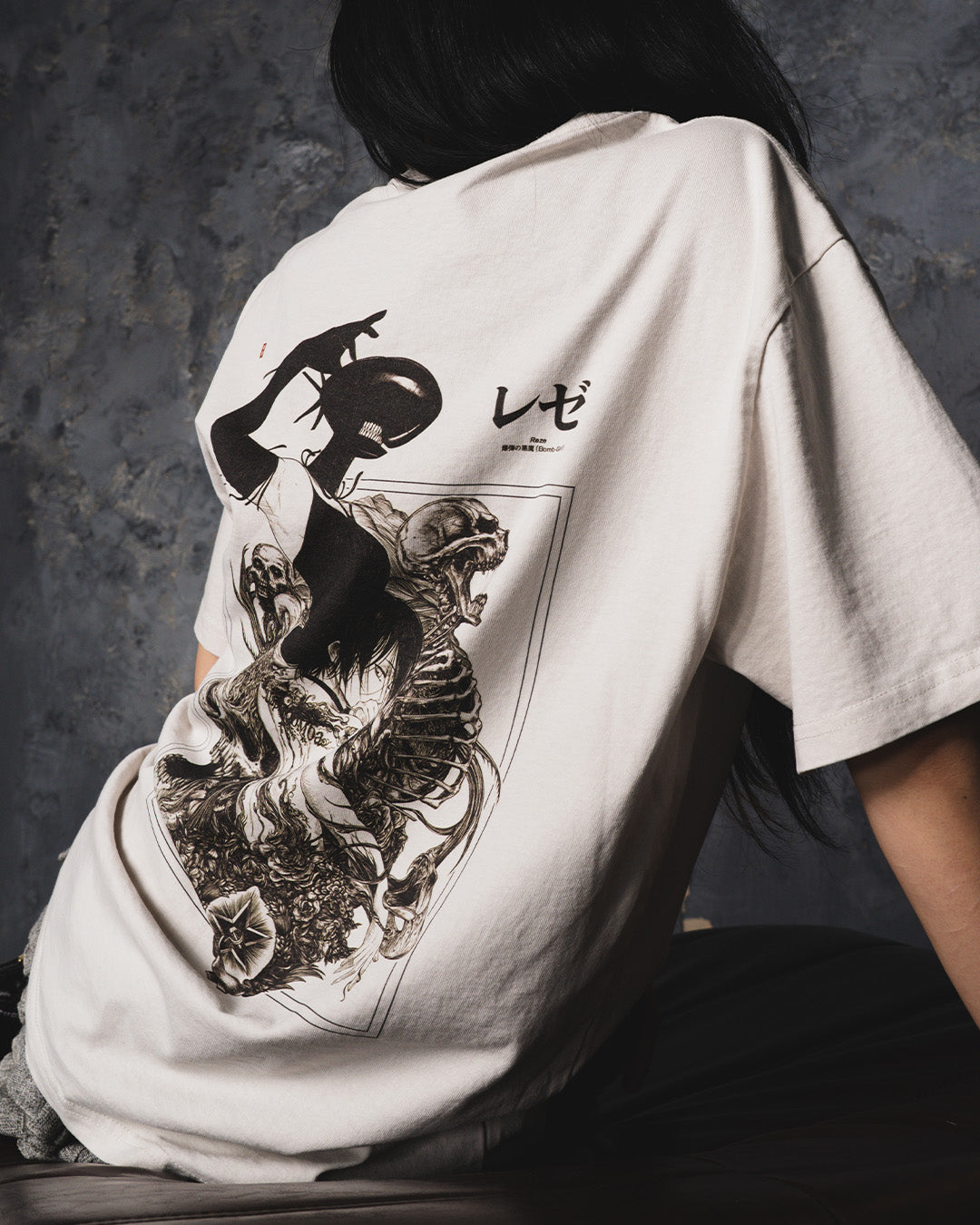 Reze (WEAPON) - Oversized Heavy Tee