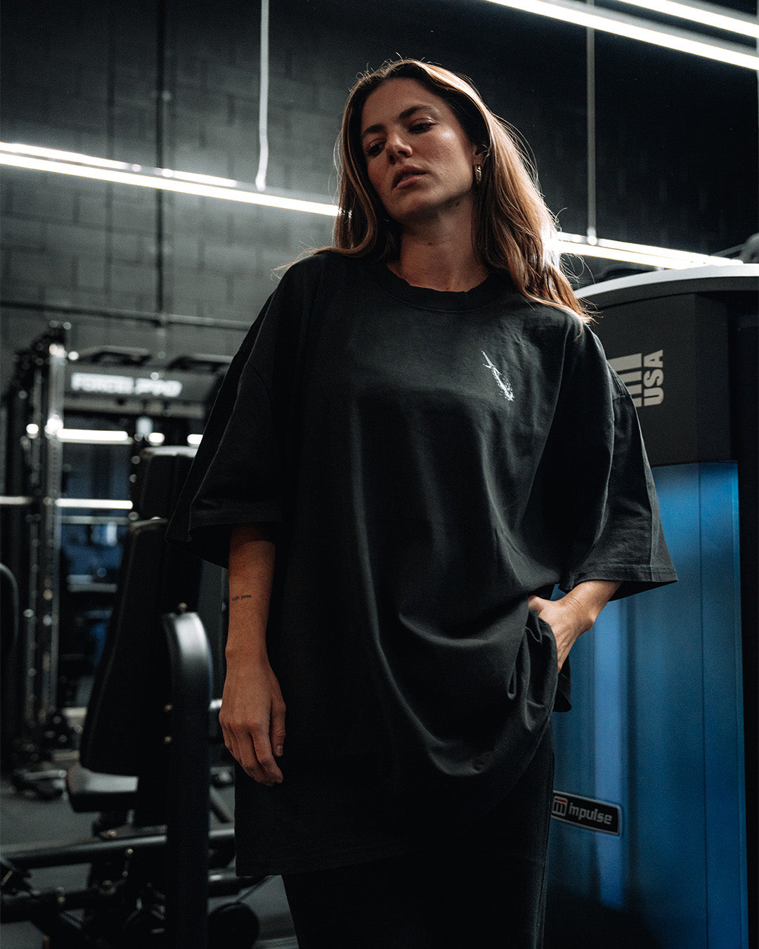 God Statue - Oversized Heavy Tee